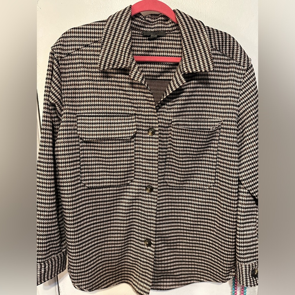 Woman’s Shacket Size large